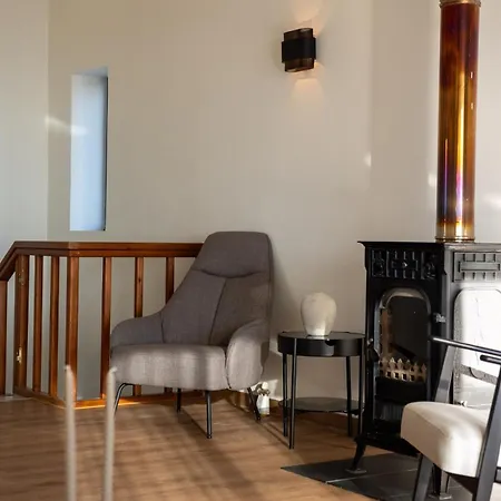 Odelia Villa *