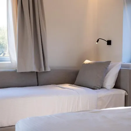 Odelia * Neokhorion (Messenia)